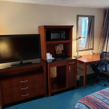 Huntingdon Motor Inn Luaran gambar