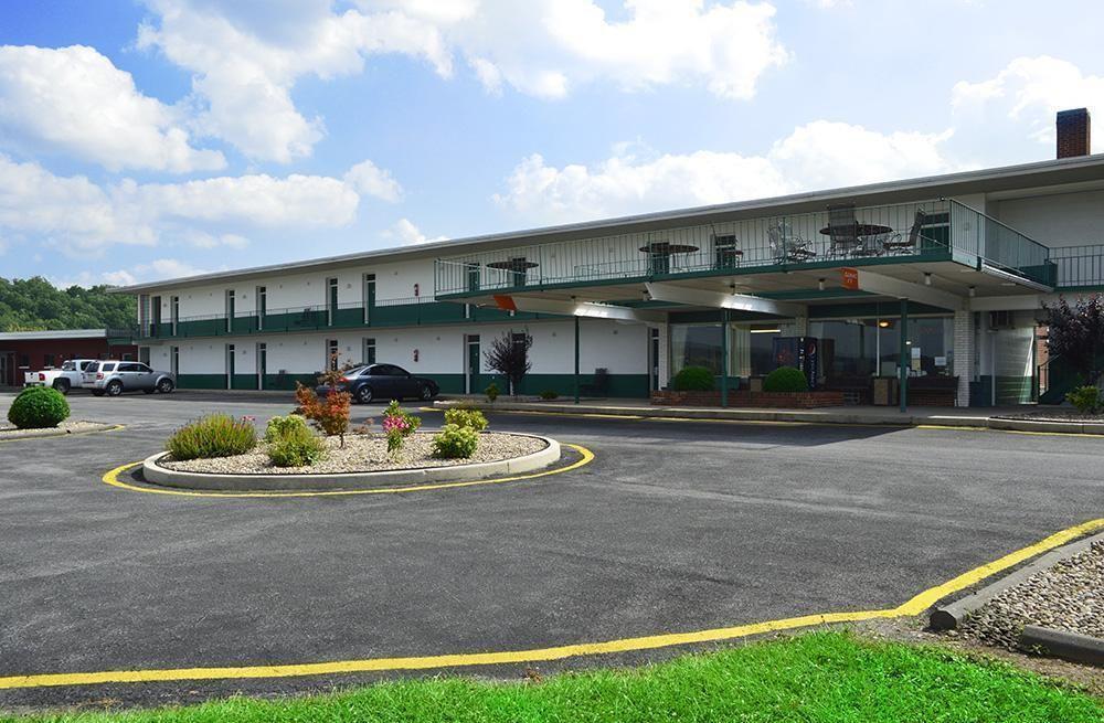 Huntingdon Motor Inn Luaran gambar