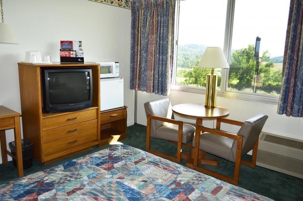 Huntingdon Motor Inn Luaran gambar