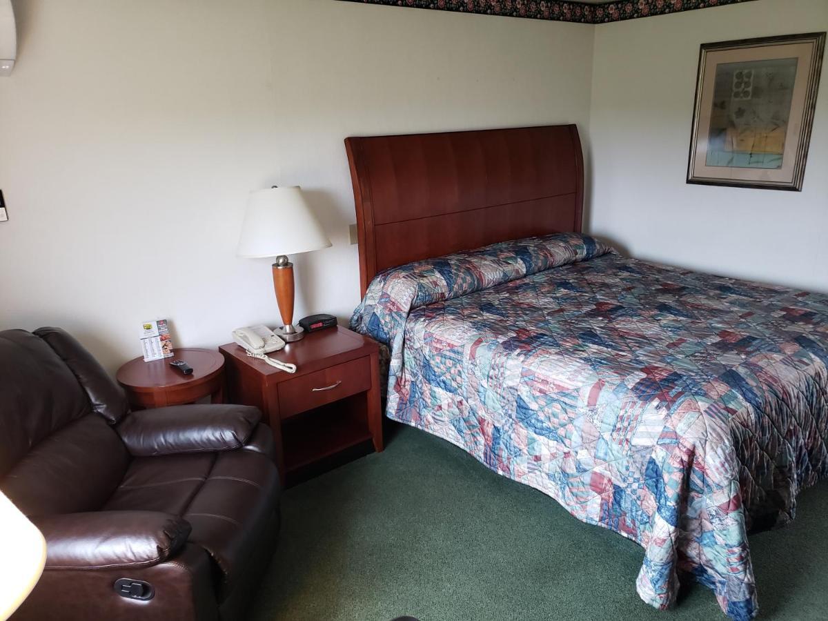 Huntingdon Motor Inn Luaran gambar